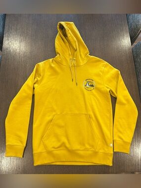 Quiksilver Men's Mustard Yellow Pullover Hoodie with Chest Logo